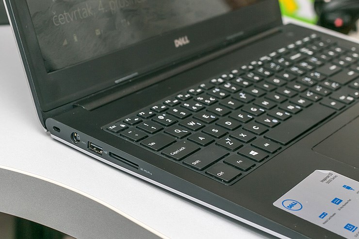 Dell Inspiron 15 5000 (13).jpg